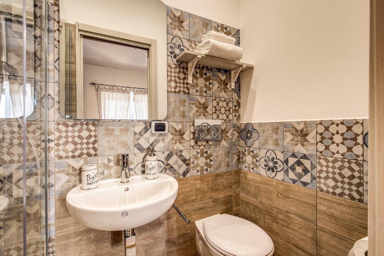 Seaside Rome Apartment